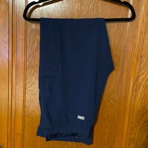 Figs scrub pant: Kade